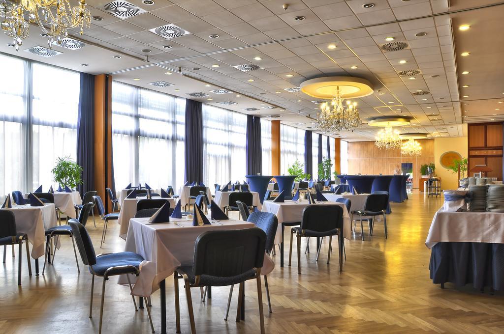 Hotel Olympik Praga Esterno foto