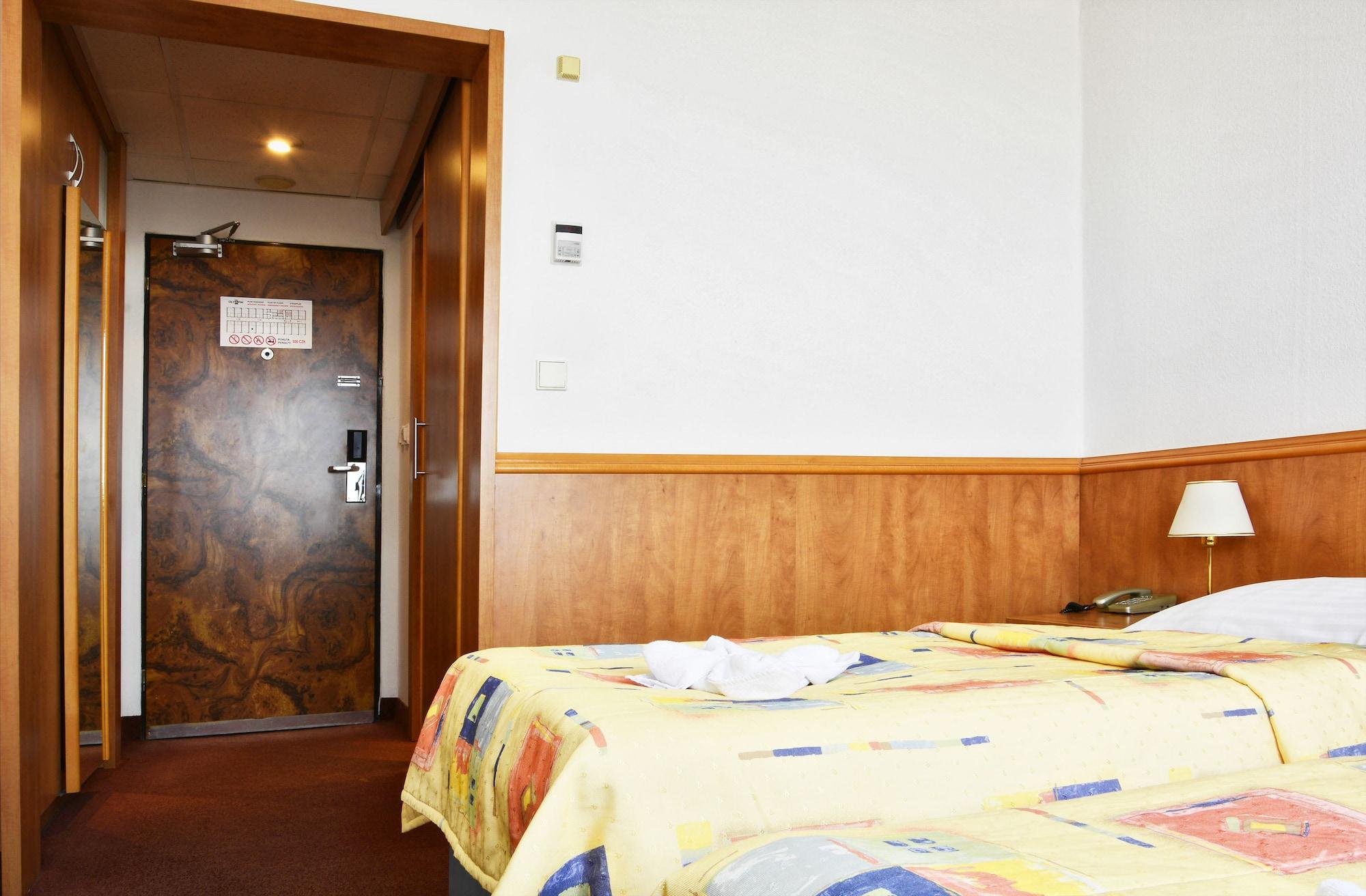 Hotel Olympik Praga Esterno foto