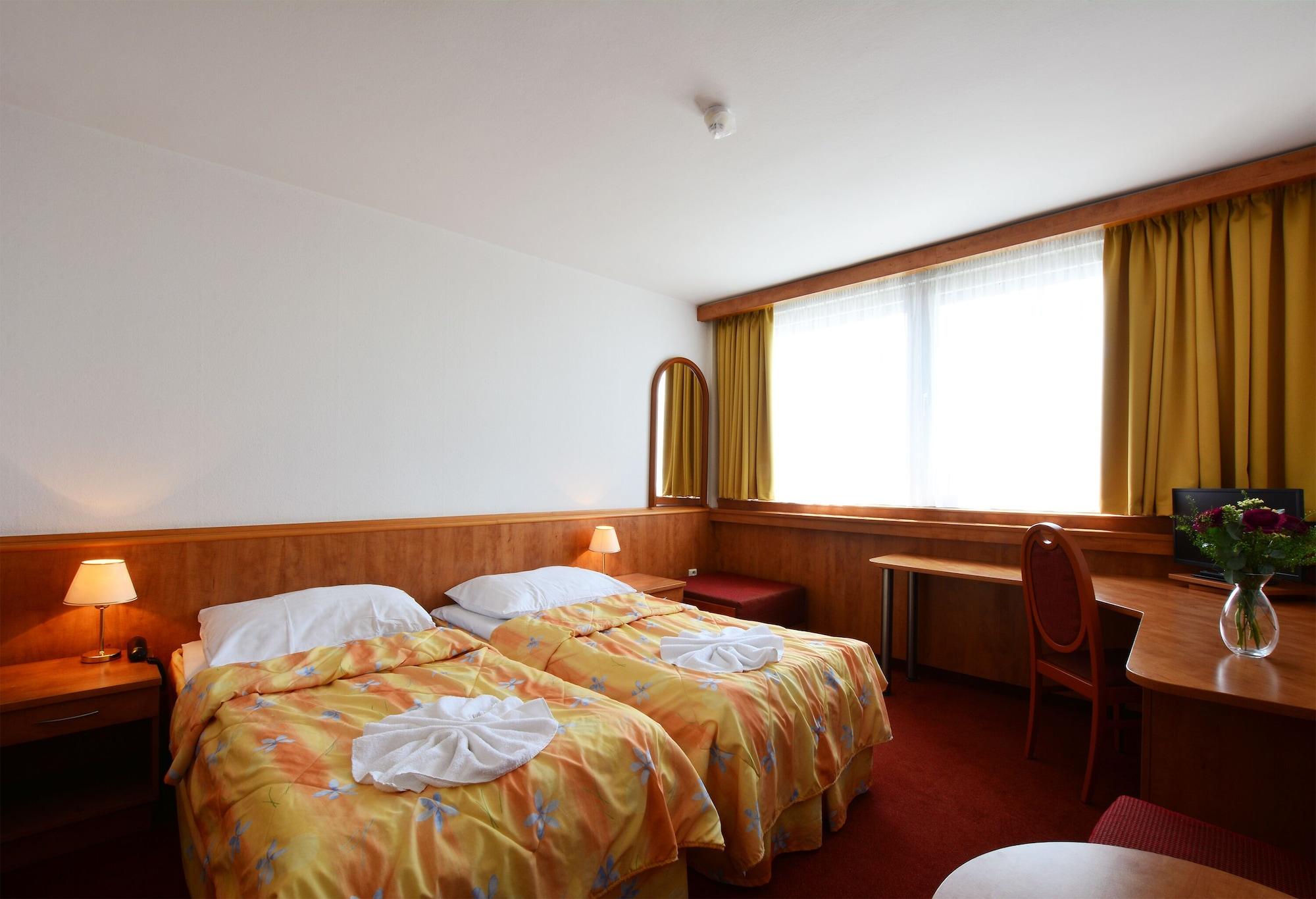 Hotel Olympik Praga Esterno foto