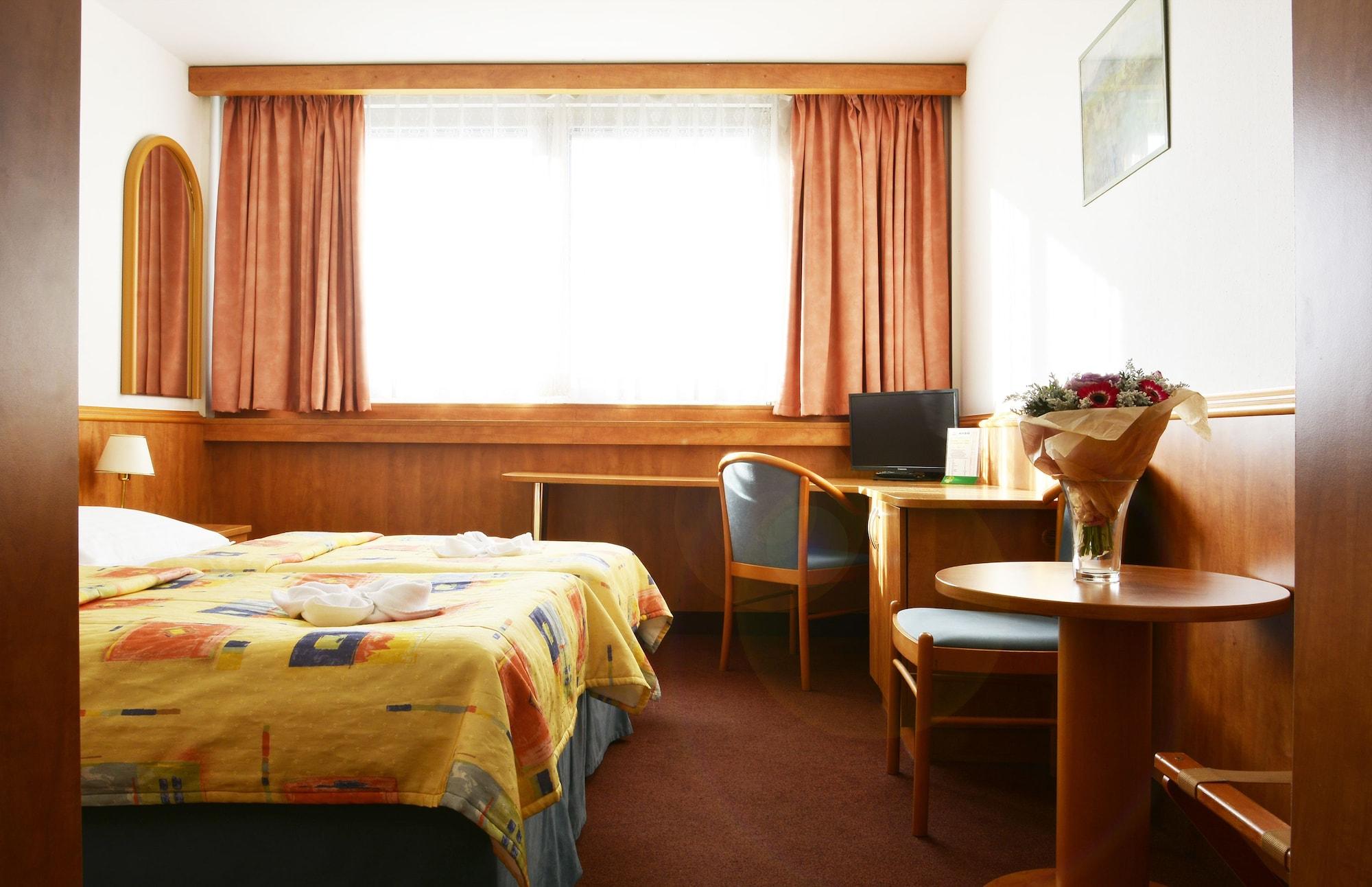 Hotel Olympik Praga Esterno foto