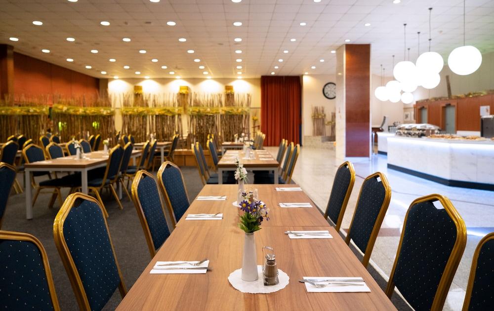 Hotel Olympik Praga Esterno foto