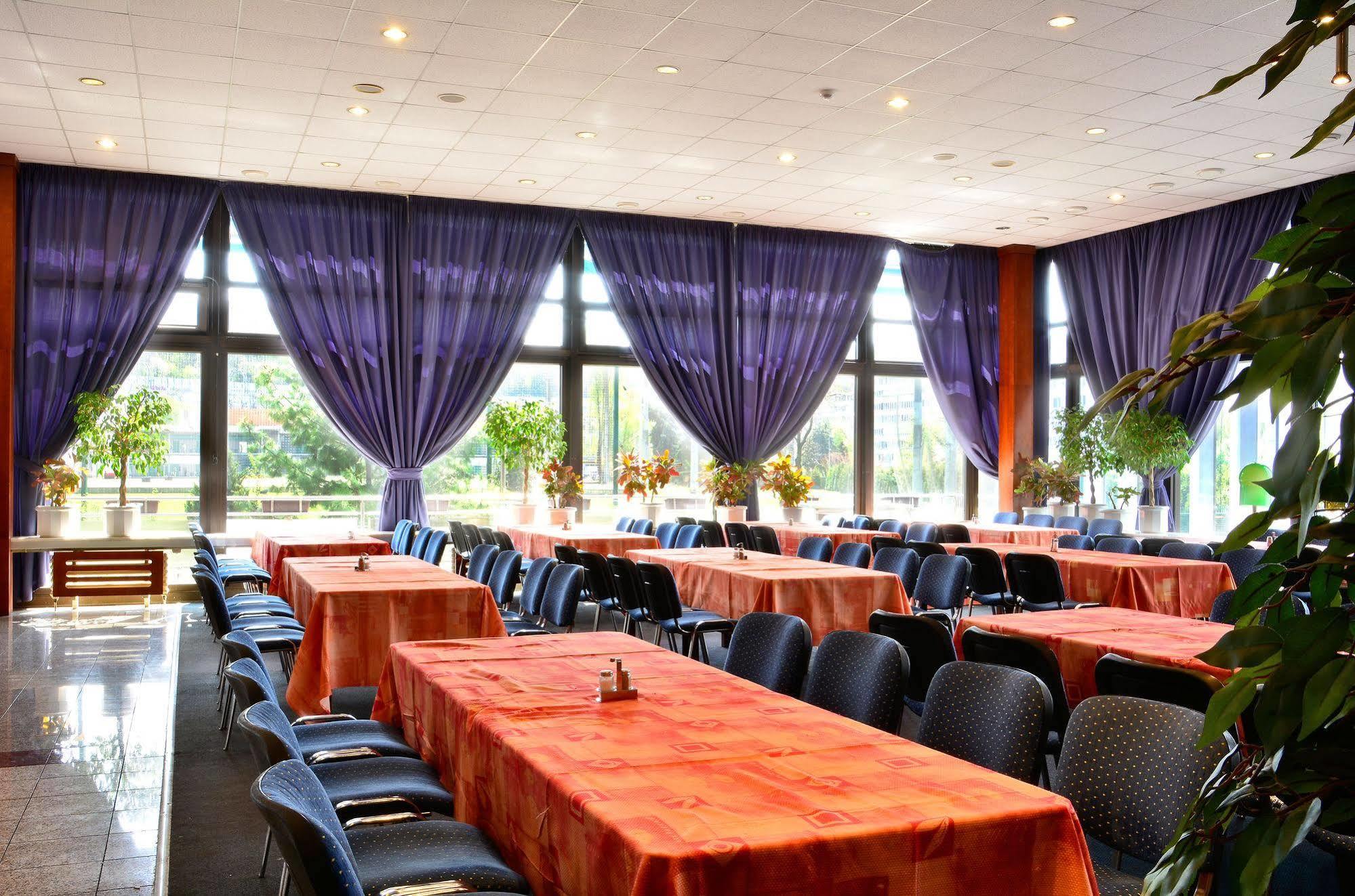 Hotel Olympik Praga Esterno foto